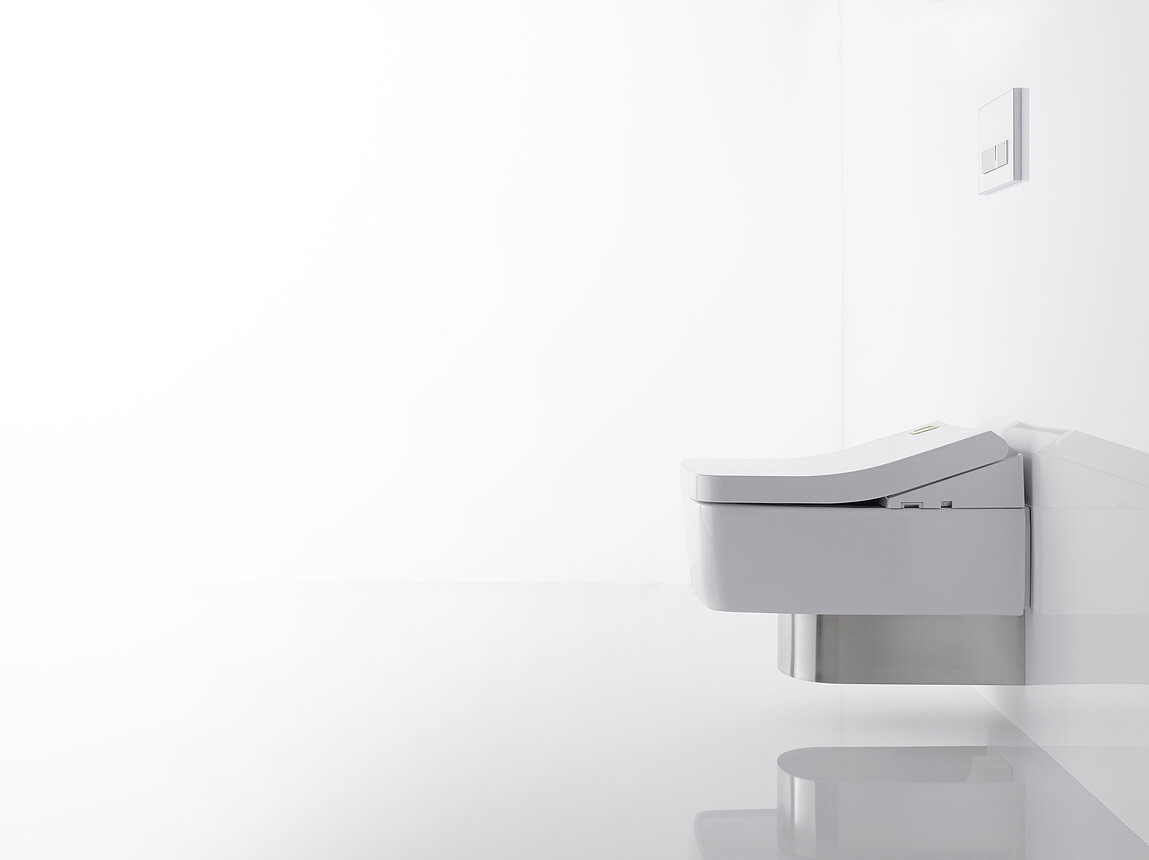 CW512YR_toilets SG