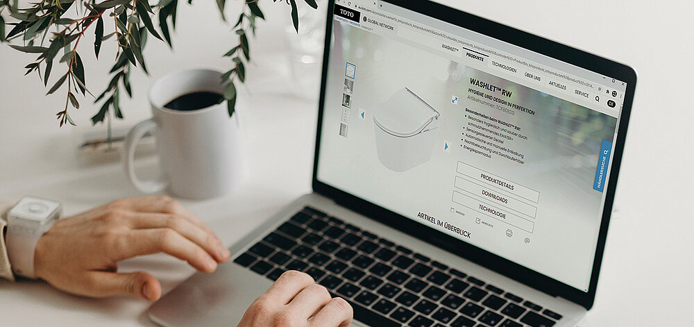 A customer visits the TOTO website
