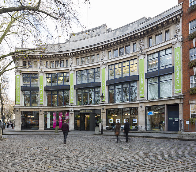[Translate to Deutsch:] Outdoor view of Building Centre in London